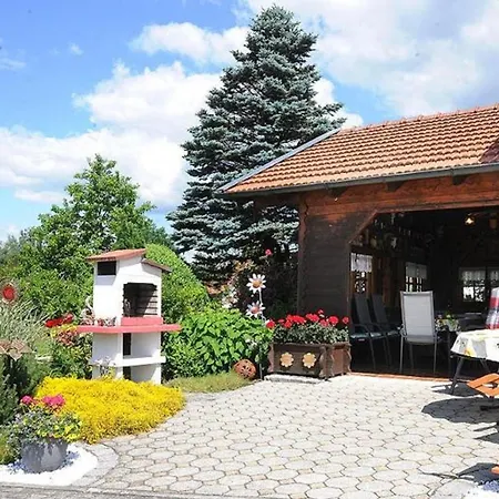Gaestehaus Vogl بيت ضيافة بودنمايس